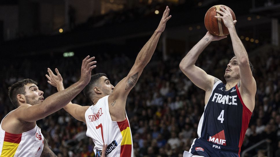 Френски национал подписа със Зенит и се забърка в скандал