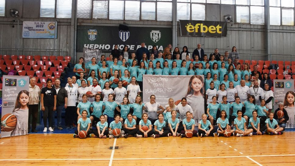 Над 80 момичета се включиха в първия баскетболен фестивал по програмата Her World, Her Rules