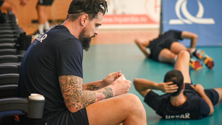 Волейболният първенец на България Хебър Пазарджик проведе тренировката си в