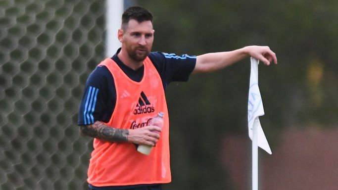 Меси тренира, но е под въпрос за мачовете на Аржентина