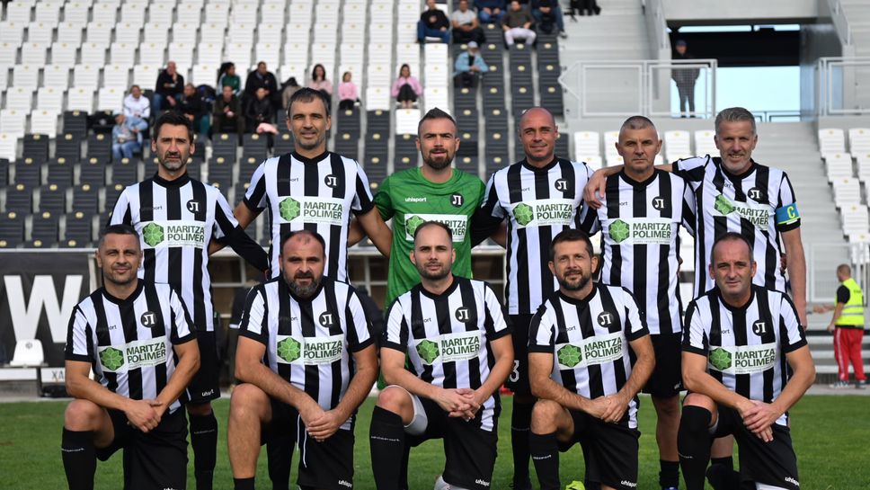 Ветераните на Локомотив (Пд) спечелиха тристранния международен турнир на “Лаута”