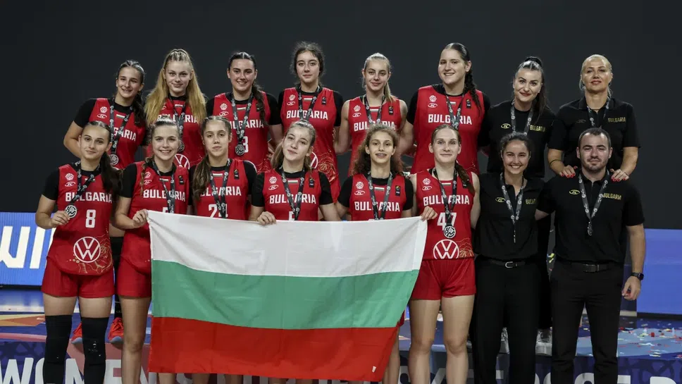 Вече са ясни съперниците на националните отбори на България по