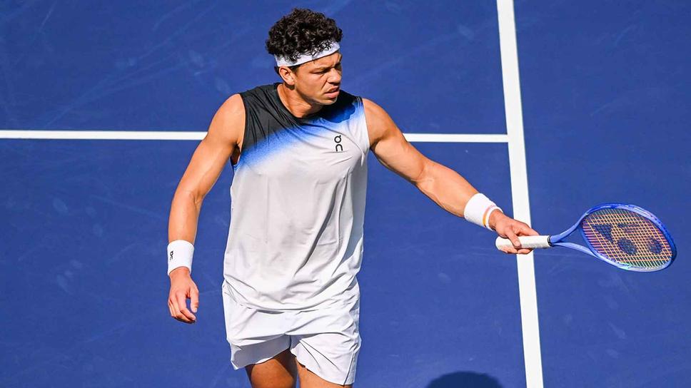 Финалистът от US Open Бен Шелтън отпадна в Шанхай
