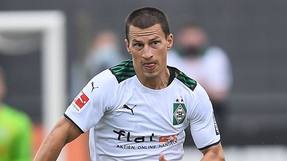 Борусия (М) си върна защитник след дълго отсъствие