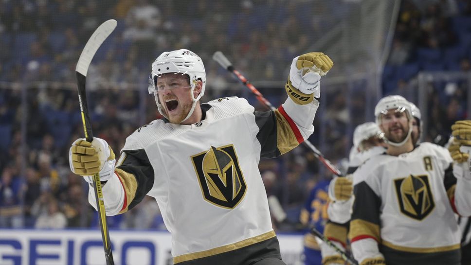 Айхел си отмъсти за освиркванията от феновете на Бъфало с хеттрик и победа срещу бившия си отбор