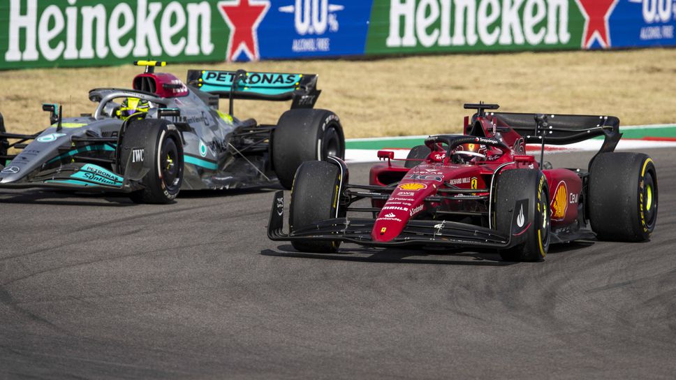 Хамилтън: Ще е невероятно да победим Ферари