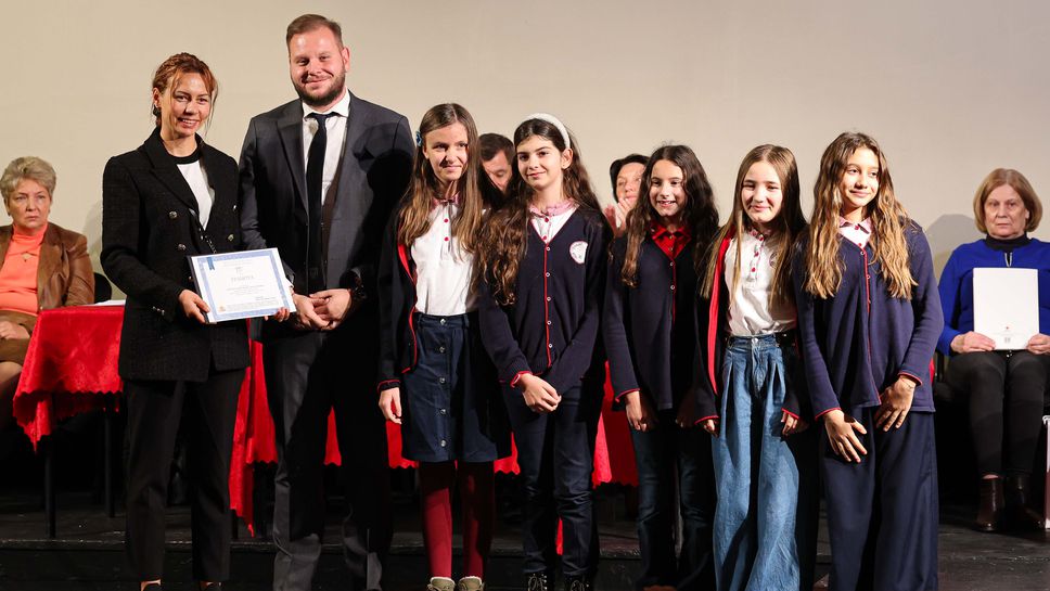 Зам.-министър Петър Младенов награди победителите в "Посланици на здравето"