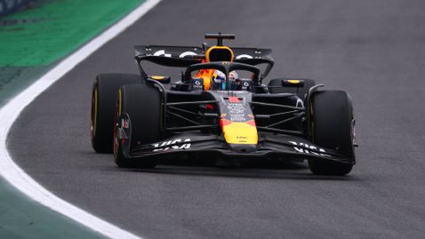 Новият двигател на Верстапен привлече вниманието на Макларън