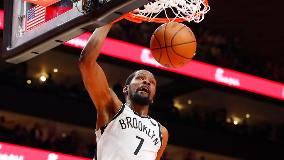 Кевин Дюрант вкара 31 точки за победата на Бруклин над Атланта