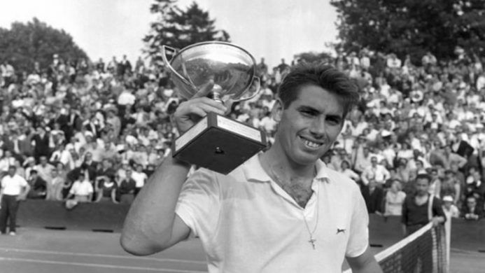 Почина испанска тенис легенда