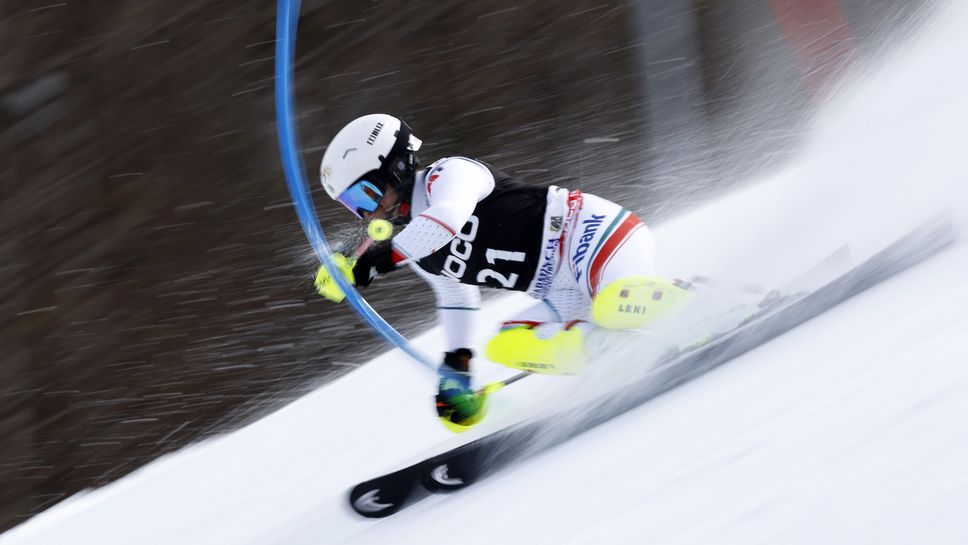 Алберт Попов 10-ти след първия манш във Вал д'Изер, Камен Златков отпадна