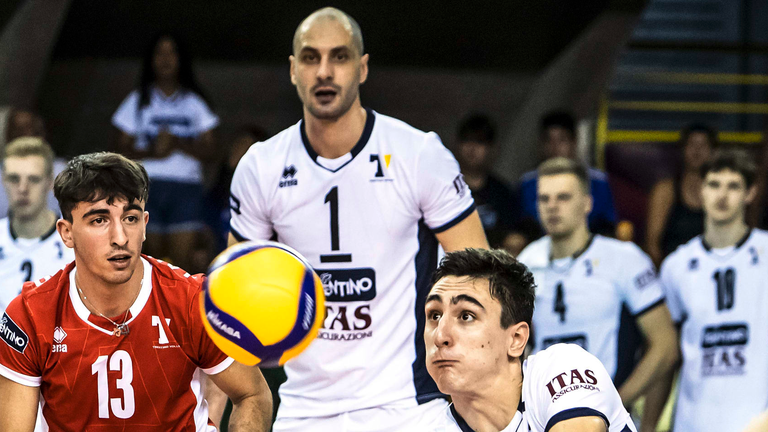 Българската волейболна звезда Матей Казийски и тимът на Итас Трентино Тренто ще