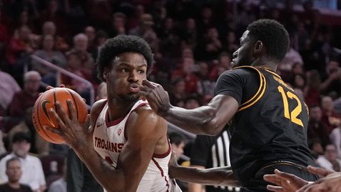 Синът на ЛеБрон Джеймс направи официален дебют за колежанския си отбор