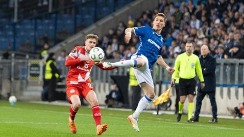 Новият треньор на Майнц дебютира с равенство в Полша