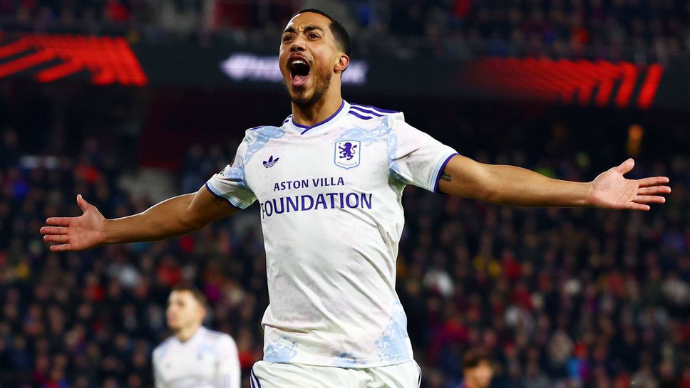 Астън Вила продължава да ниже победа след победа в Англия
