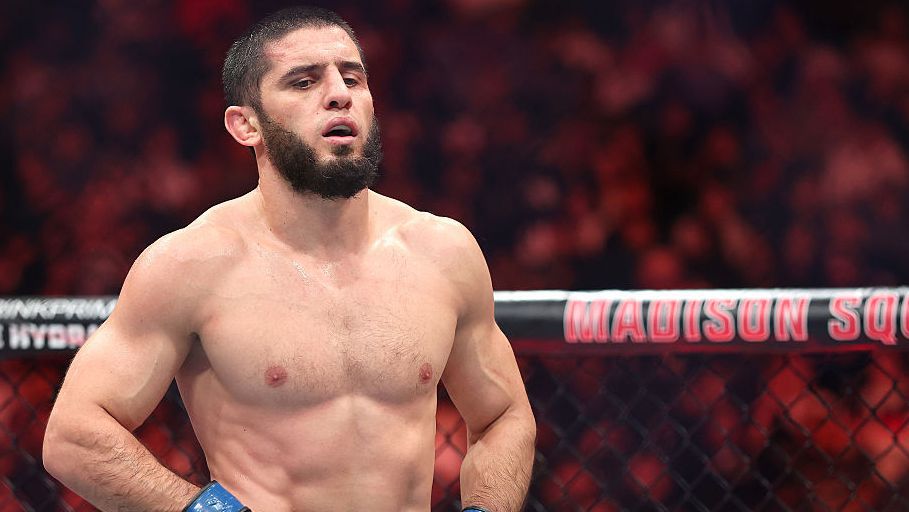 Ислам Махачев знае от първа ръка колко добър е Арман