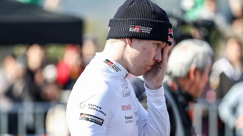 Двукратният световен рали шампион Кале Рованпера беше принуден да се