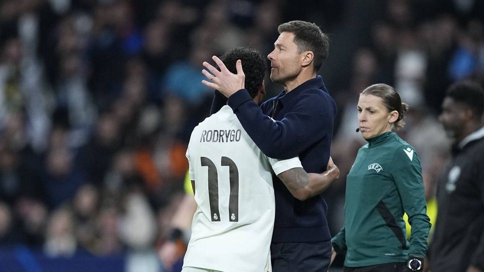 Въпреки загубата от Ман Сити Алонсо ще запази работата си… засега