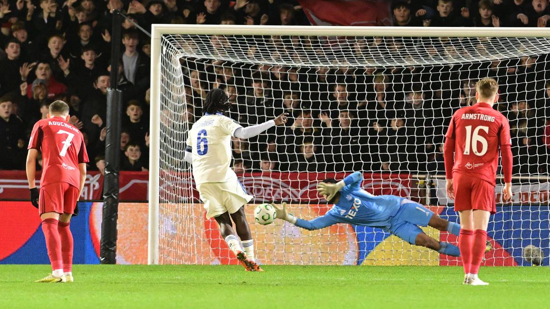 Блестящ Митов не бе достатъчен на Абърдийн