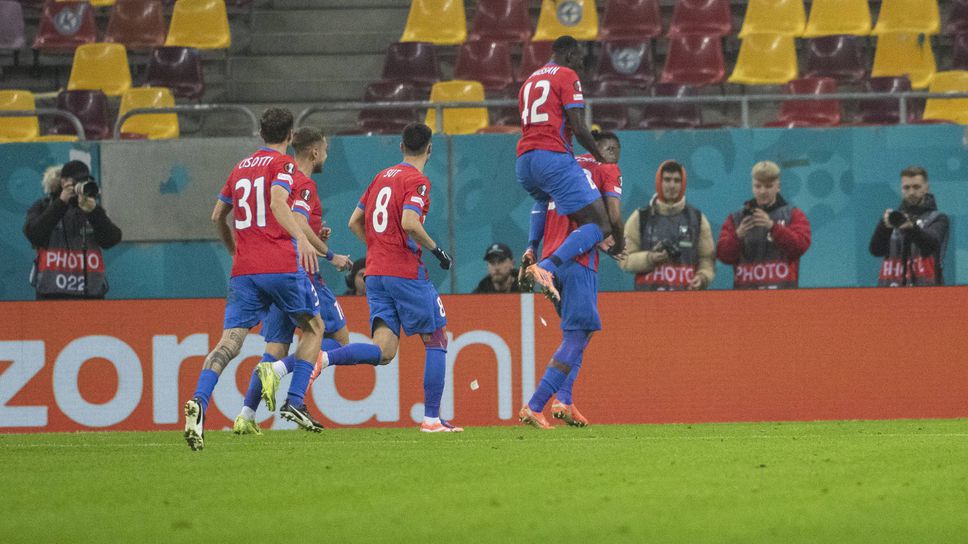 ФКСБ възкръсна срещу Фейенорд за фамозен обрат