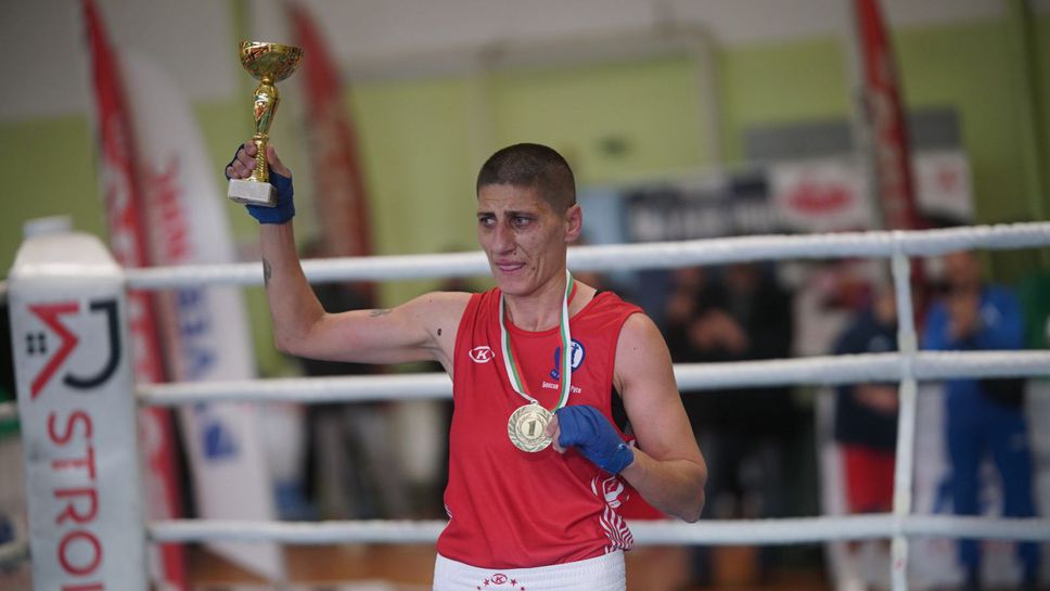 Боксов клуб Червен бряг спечели отборната титла на България при