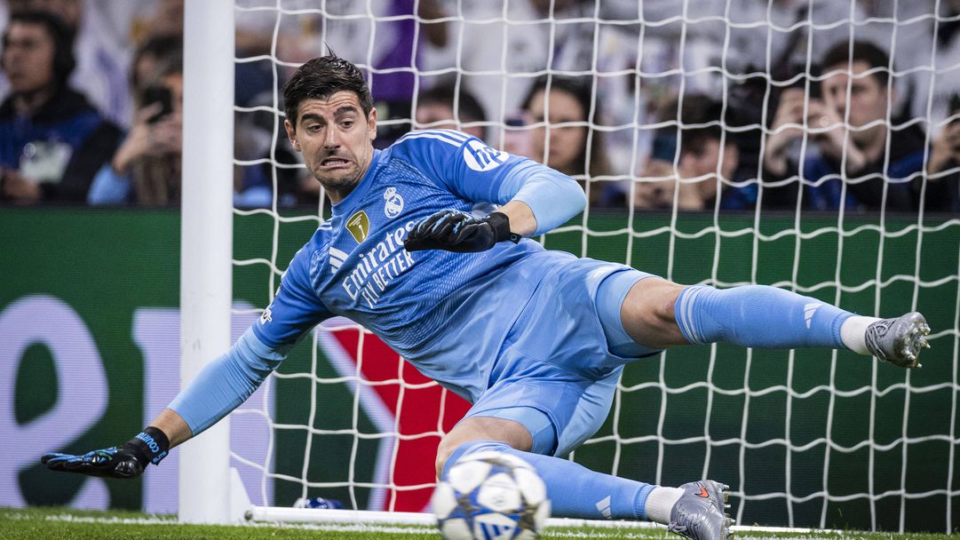 Куртоа: Ще защитаваме треньора до смърт