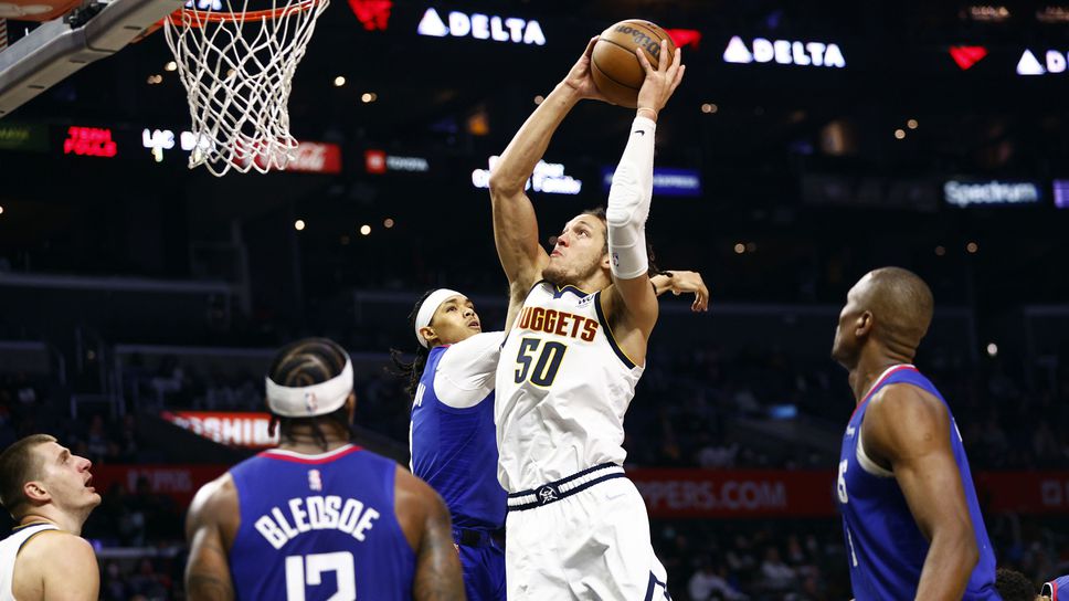 Денвър изпусна Клипърс