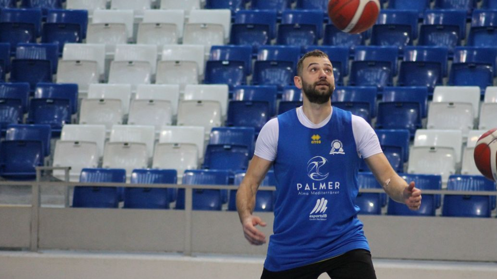 Павел Маринов с първа тренировка в Испания
