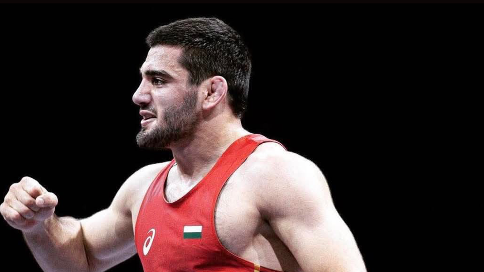 Айк Мнацаканян без репешаж в Париж