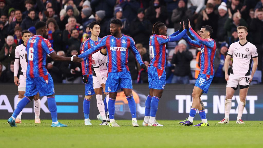 Ранен гол прати Кристъл Палас напред във ФА Къп срещу нискоразреден противник