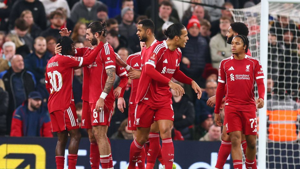 Ливърпул ще посрещне Бърнли на стадион Анфийлд в мач от