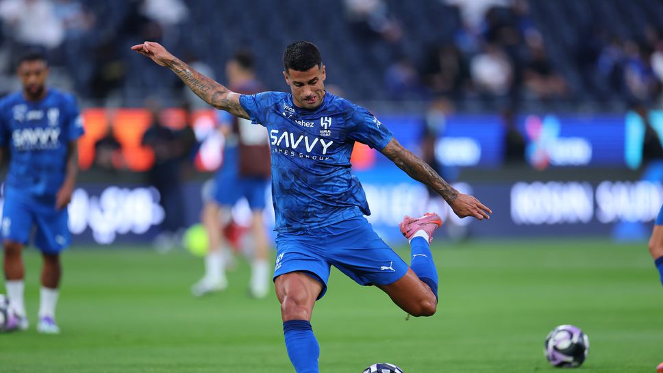 Очакваният в БарселонаЖоао Кансело пристигна в каталунската столица за трансфера