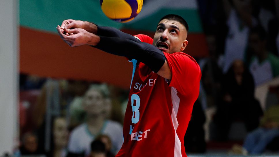 Мохамад Реза Бейк успя бързо да се превърне в много