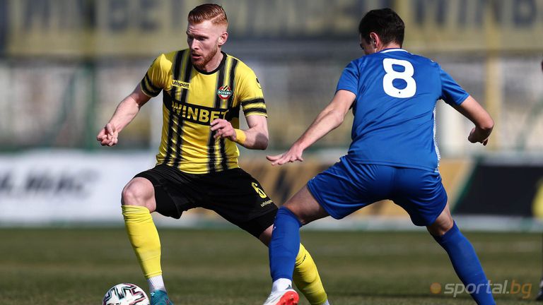  Зрелищно реми сред Ботев (Пловдив) и Марица, Балтанов се завърна пред 