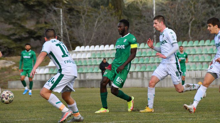  Берое с изненадваща загуба от Янтра преди подновяването на шампионата 