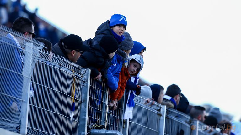  Левски раздава безвъзмездни билети на фамилии с деца за дуела с Черно море 