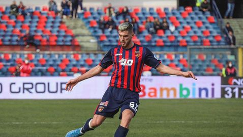  Козенца желае 500 000 евро за Андреа Христов, ЦСКА - София следи обстановката 