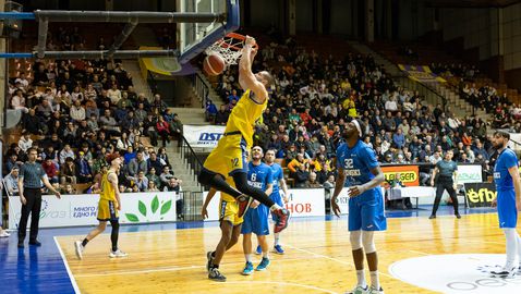  Ямбол наказа неприятно Левски 