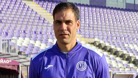 Етър остана без треньор