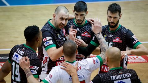 Нефтохимик се измъчи с Пирин в Бургас, но постигна до труден успех