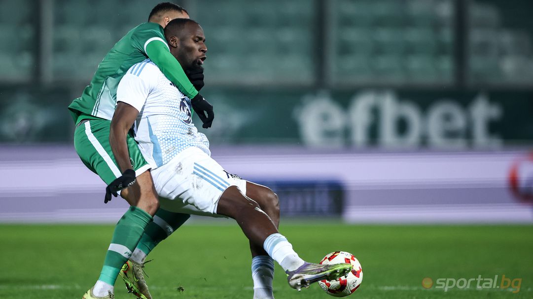 Карабах следи Мустафа Сангаре