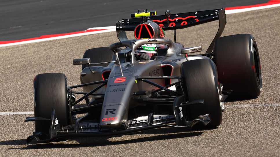 В днешния втори ден на първия официален предсезонен тест във