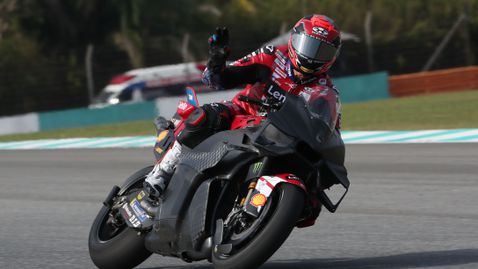 Тестовият пилот на Дукати сменя Фермин Алдегер за старта на сезона в MotoGP