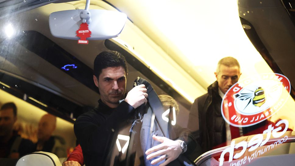 Лидерът Арсенал гостува на съседите от Брентфорд в среща от