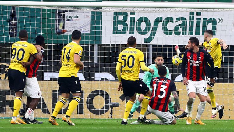 Дузпа в 97-ата минута спаси Милан от загуба срещу Удинезе, 1:1 на "Сан Сиро"