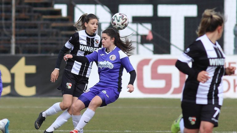 Локомотив (Пловдив) разби Етър с 4:0 в женската "Swiss Capital Лига"