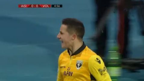 Антони Иванов изригна с два гола и донесе победа на Волунтари (видео)