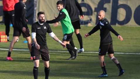 Локо (Пловдив) обяви групата за мача с ЦСКА-София