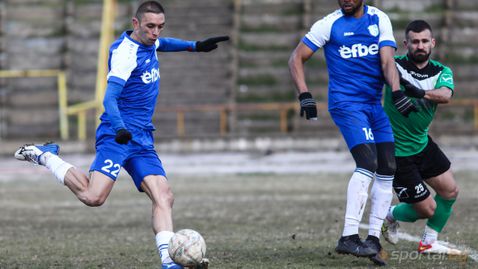  Спартак (Плевен) излиза за следващи три точки 