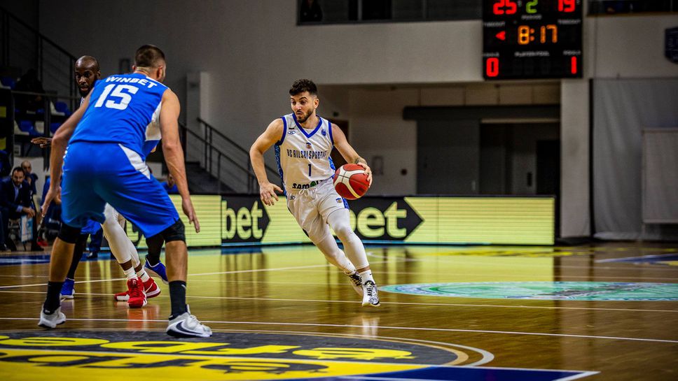 Официално: Карамфилов остава в Рилски спортист